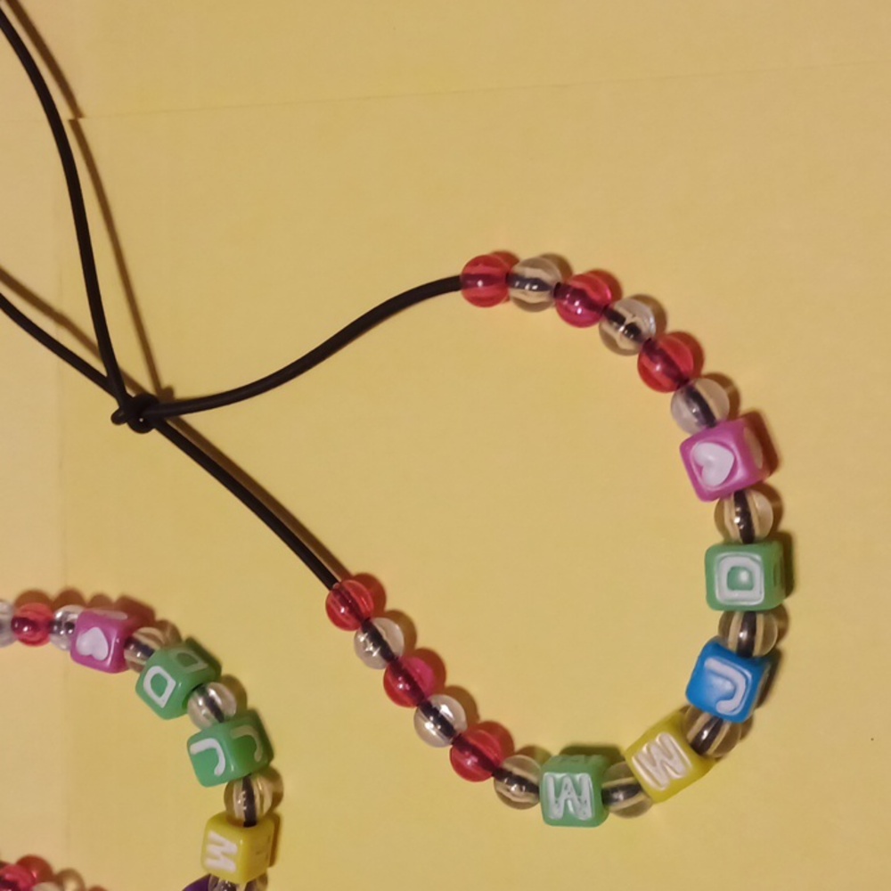 Assorted Handmade WWJD Bead Bracelets Bucket - Picture 3 of 3